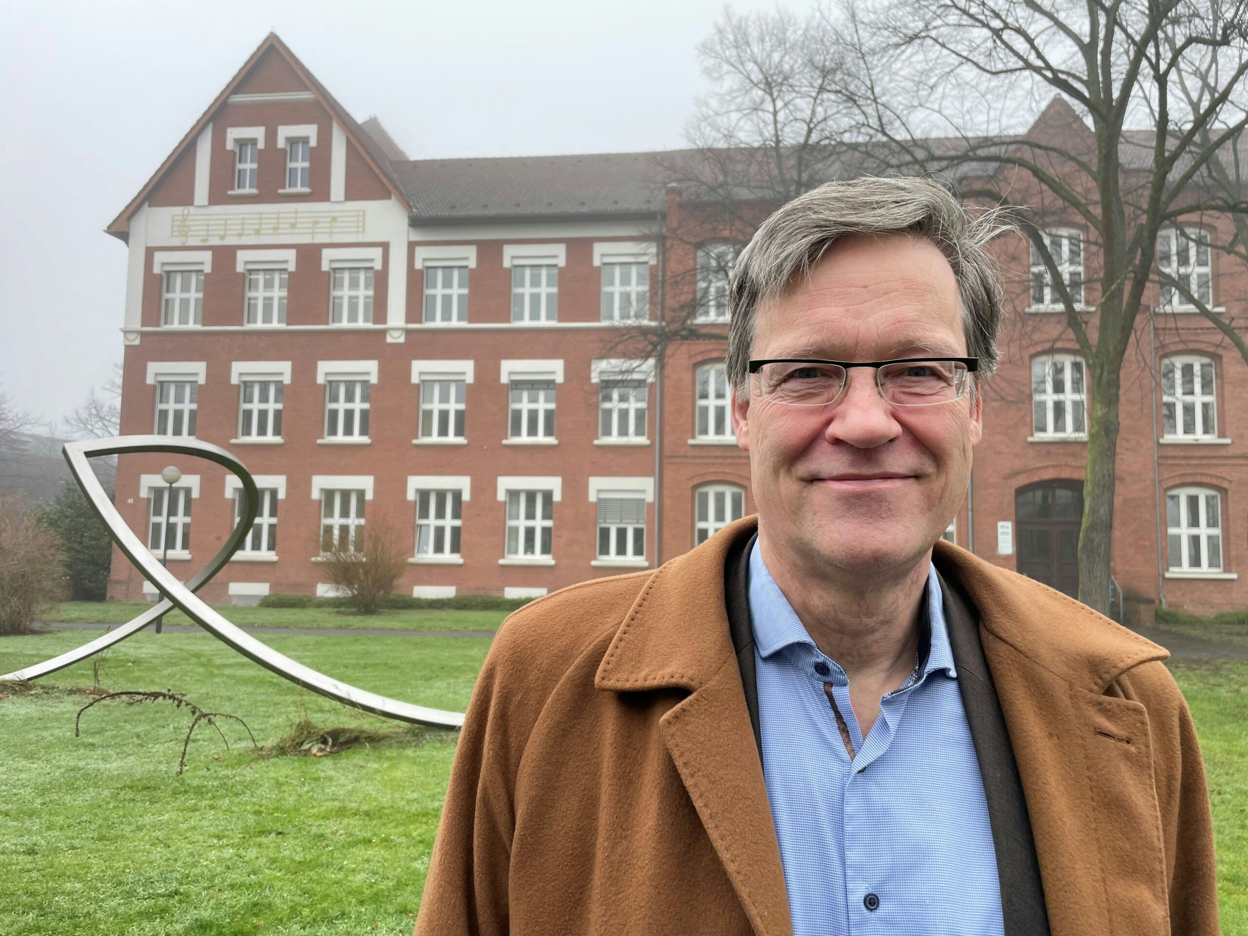 Fragen an Rolf Albach: „Wir lehnen das Gesellschaftsmodell Chinas zutiefst ab“