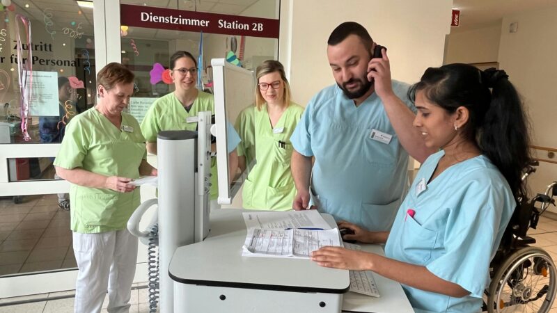 Leverkusener Krankenhaus: Auszubildende leiten die Geriatrie in Opladen