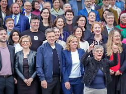 „Will Verantwortung übernehmen“: Robert Habeck bleibt im Deutschen Bundestag