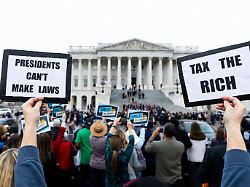 Denkbar knappe Abstimmung: Repräsentantenhaus verabschiedet Trumps Kürzungs-Haushalt