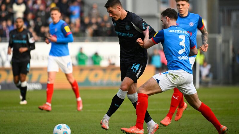 2:0-Sieg bei Holstein Kiel: Bayer 04 Leverkusen gewinnt souverän im hohen Norden