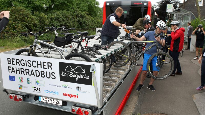Fahrrad- und Wanderbus: „Kein Einstieg in den Ausstieg“ bei Freizeitbussen im Bergischen
