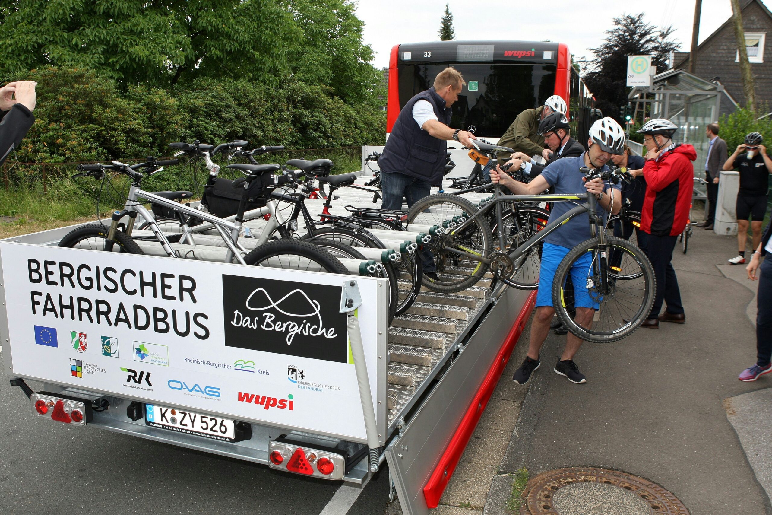 Fahrrad- und Wanderbus: „Kein Einstieg in den Ausstieg“ bei Freizeitbussen im Bergischen