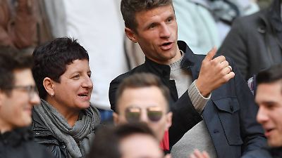 Thomas Müller – Doku „Einer wie keiner”: Dank Mama Klaudia verliert Bayern-Star nie die Bodenhaftung