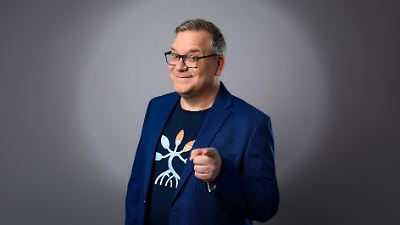 „Chefsache ESC 2025”-Finale ohne Elton! Wer stattdessen neben Stefan Raab in der Jury sitzt