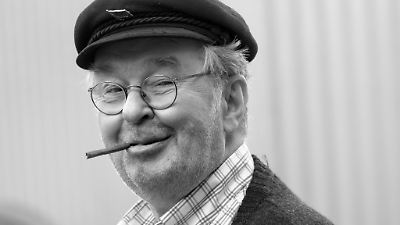 Millionen kannten seine Stimme aus dem TV – Ernst Hilbich (†93) ist tot!
