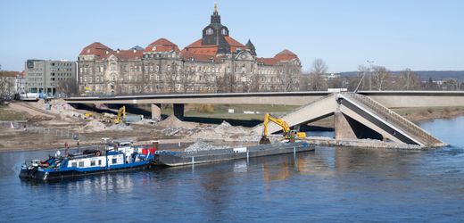 Dresden: Neuer Bruch an Carolabrücke – Schifffahrt wieder unterbrochen