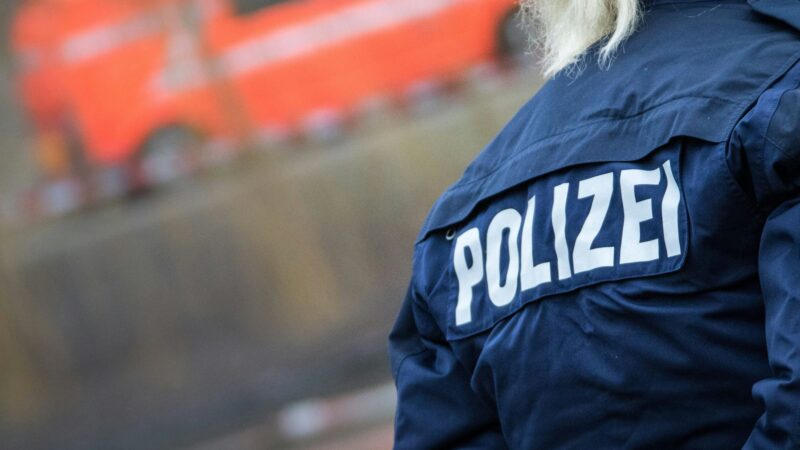 Hinweise der Bevölkerung erbeten: Diese Fahndungen der Polizei gibt es in Rhein-Berg