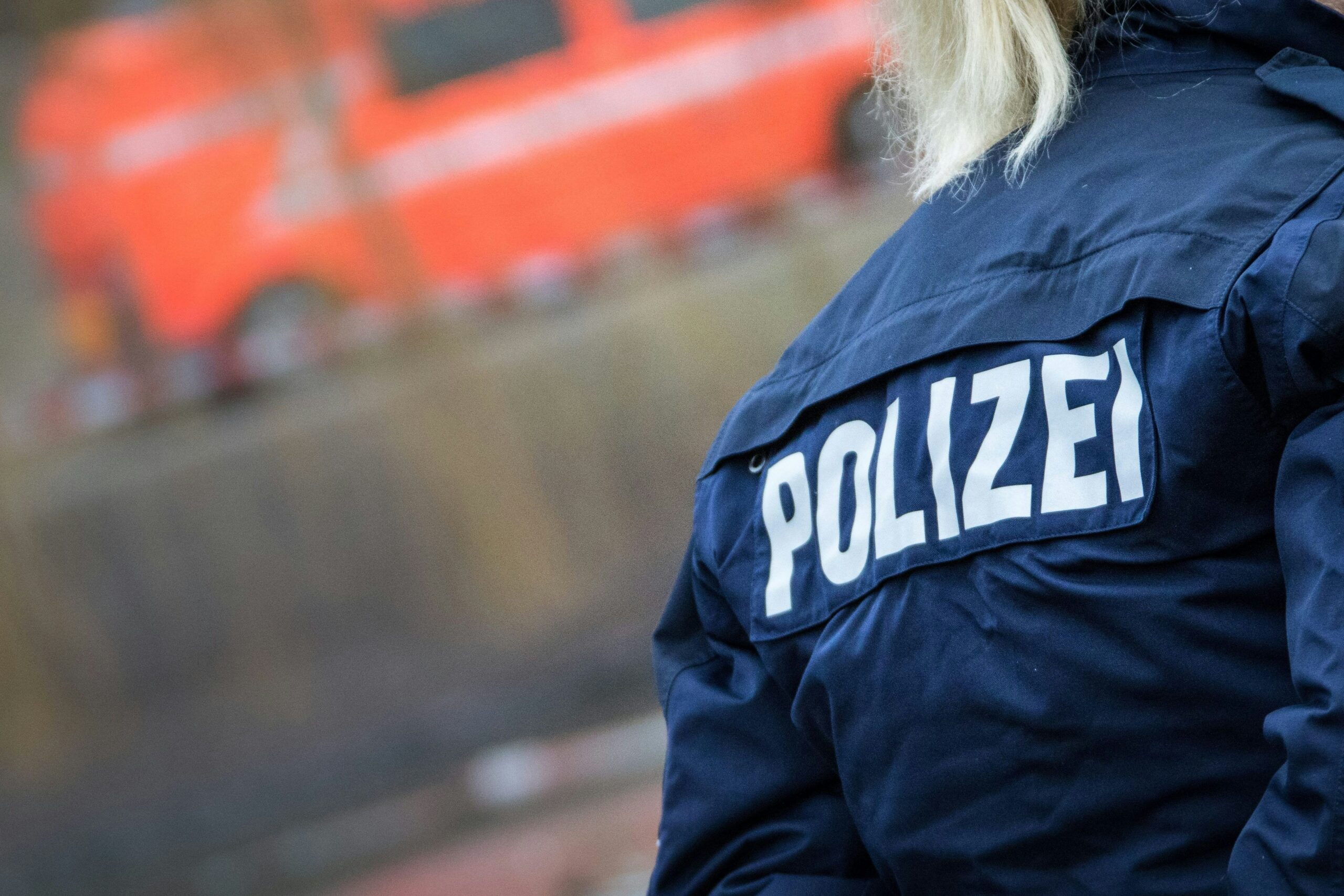 Hinweise der Bevölkerung erbeten: Diese Fahndungen der Polizei gibt es in Rhein-Berg