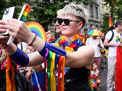 Protest mit Rauchbomben: Ungarn verbietet Pride-Veranstaltungen
