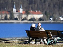 Gute Lohnentwicklung: Arbeitsminister Heil kündigt Rentenerhöhung um 3,74 Prozent an