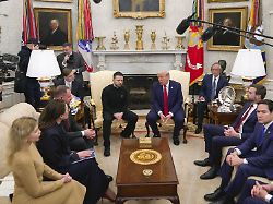 „Ein Hinterhalt“: Weltweites Entsetzen über eskaliertes Trump-Selenskyj-Gespräch