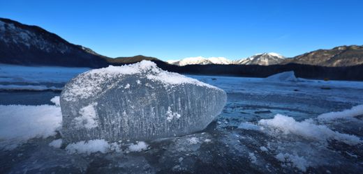 Grainau an der Zugspitze: Mehrere Menschen in zugefrorenen Eibsee eingebrochen