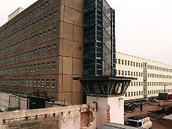 Gruppe „Das Komitee“: Linksextremisten stellen sich 30 Jahre nach verhindertem Anschlag