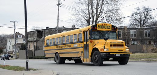 USA: Analphabetin schließt Highschool mit Auszeichnung ab