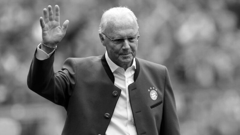 Für Franz Beckenbauer: Leverkusen- und Bayern-Fans sehen erstmals XXL-Aktion in München