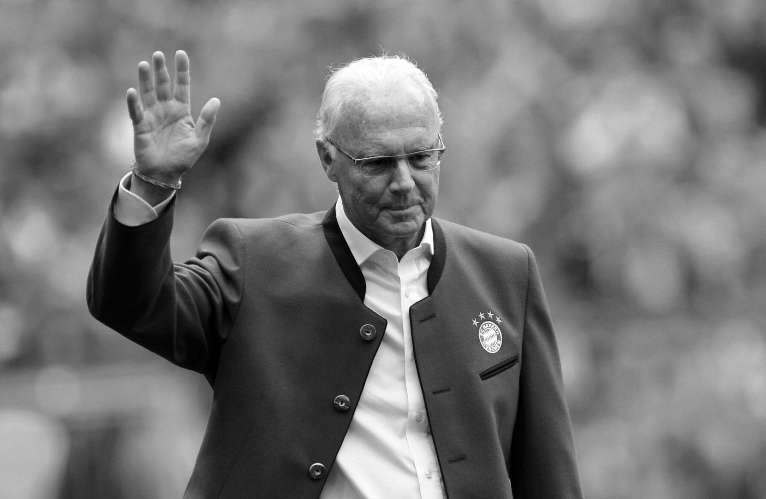 Für Franz Beckenbauer: Leverkusen- und Bayern-Fans sehen erstmals XXL-Aktion in München