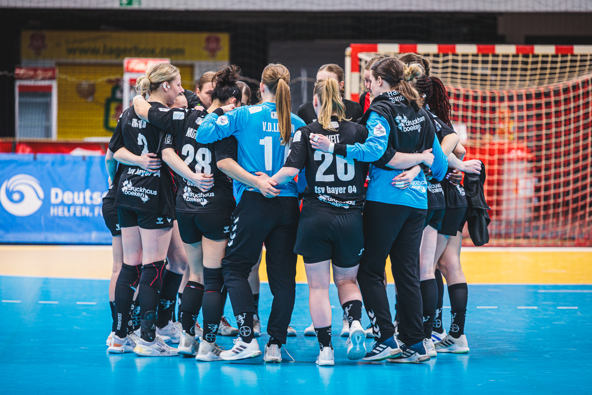 24:24: Elfen holen den ersten Punkt