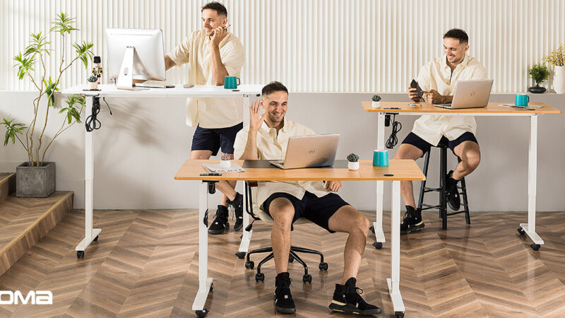 elektrisch-Höhenverstellbarer Schreibtisch mit USB aus Holz