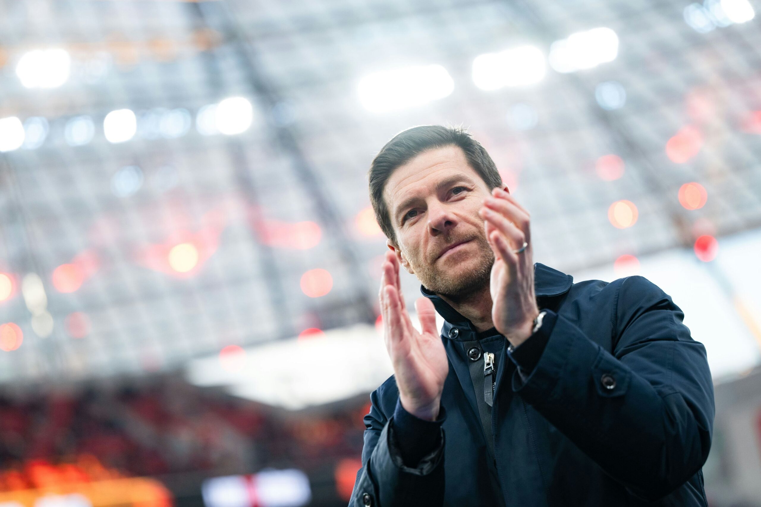 Bayer 04 in Frankfurt: Xabi Alonso gibt Vollgas-Versprechen