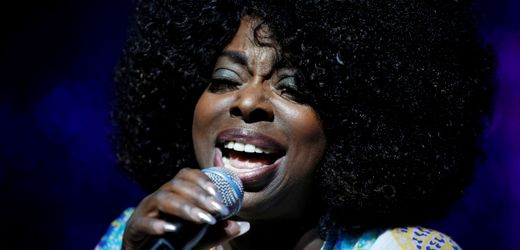 Angie Stone: Soulsängerin stirbt bei einem Verkehrsunfall