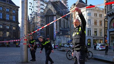 Messerattacke in Amsterdam! Fünf Menschen verletzt