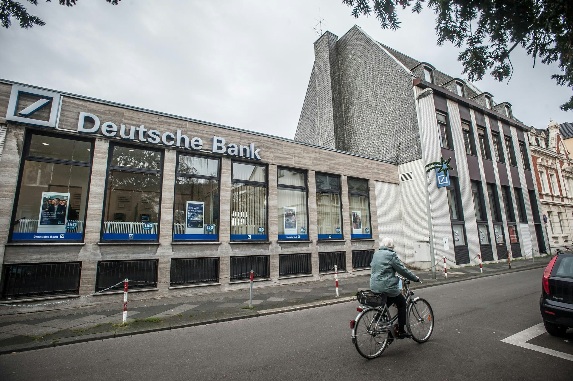 Starke Verkehrsbehinderung: Vollsperrungen im Opladener Zentrum angekündigt