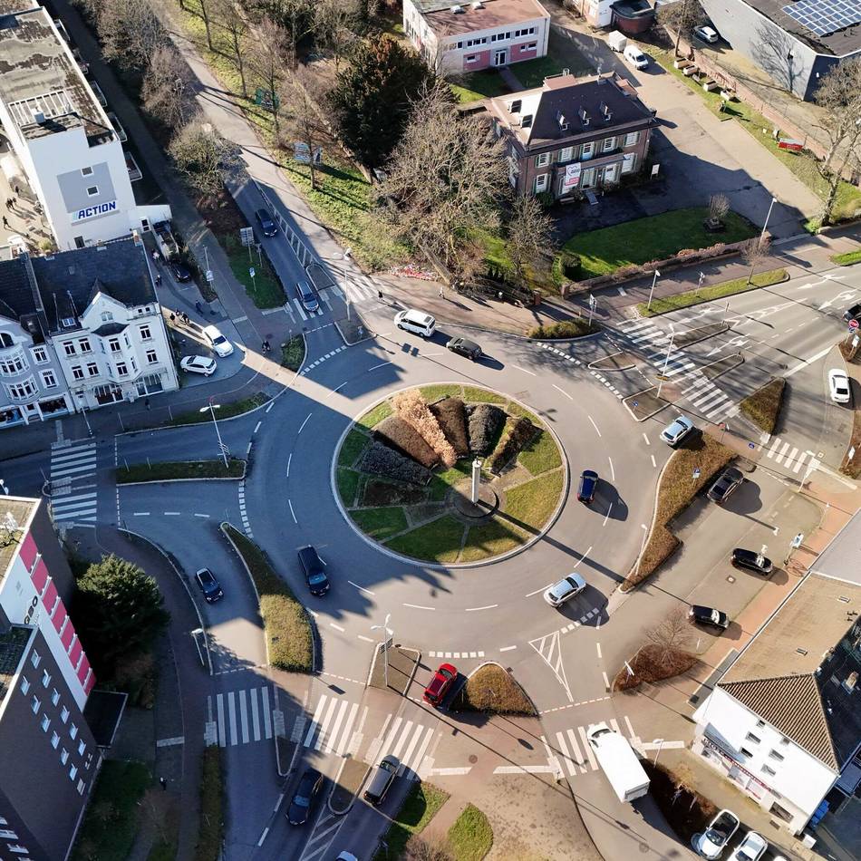 Nach tödlichem Unfall in Leverkusen: CDU fordert: Berliner Platz besser ausleuchten