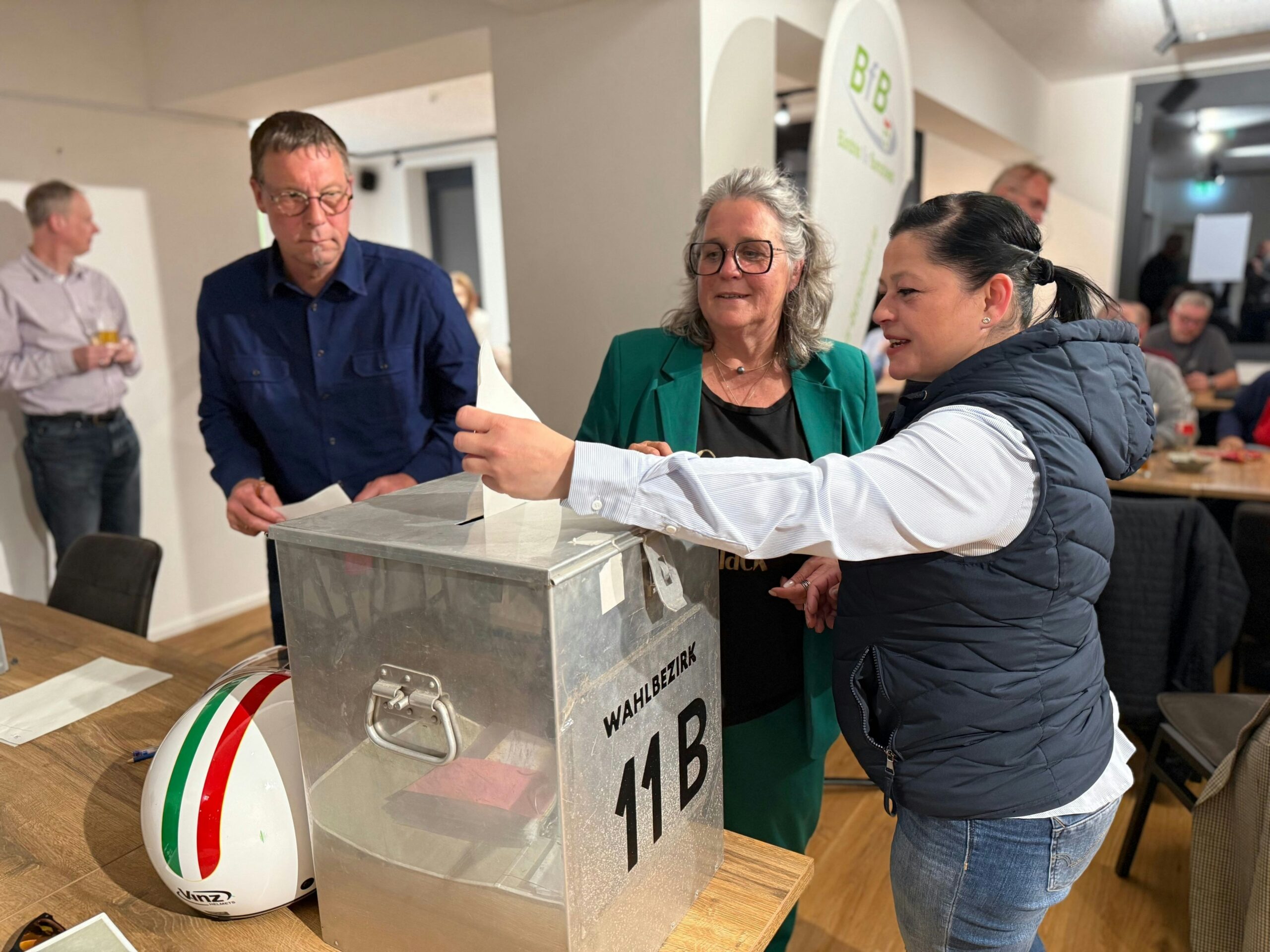 Kommunalwahl: Bündnis für Burscheid schart sich hinter den Bürgermeister