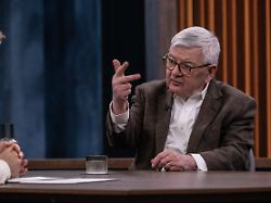 Joschka Fischer bei Caren Miosga: „Wenn Putin das testet, dann wäre es das Ende der NATO“