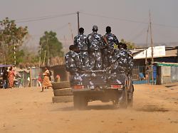 Vom Krisenland „ausgenutzt“: USA entziehen Menschen aus dem Südsudan die Visa