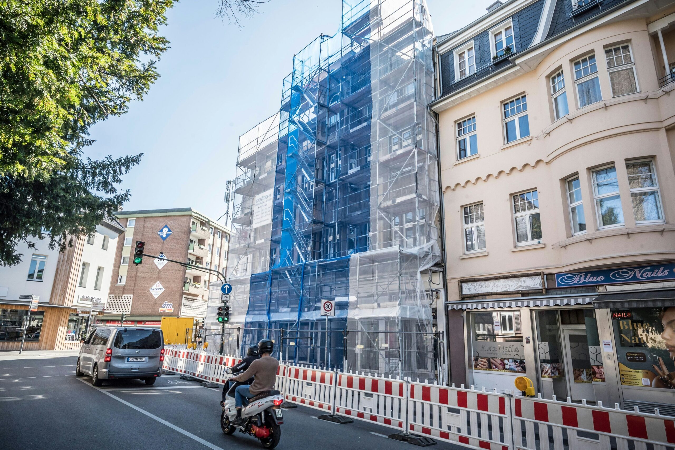 Nach tödlichem Brand in Opladen: Mieter durften kurz in ihre Wohnungen