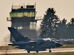 Aufrüstung von Fliegerhorst: Umbaukosten von Luftwaffen-Stützpunkt Büchel explodieren