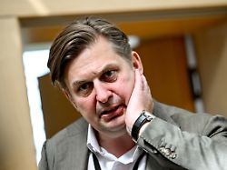 „Kriegen sie einfach nicht raus“: AfD treibt Streit zwischen „Softie“ und „Pussy“ um