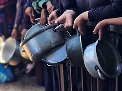 UN schlägt weiter Alarm: Einige Hilfsgüter erreichen Gaza