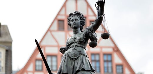 Frankfurt am Main: Gruppe lockt Männer per Dating-App in Falle und raubt sie aus