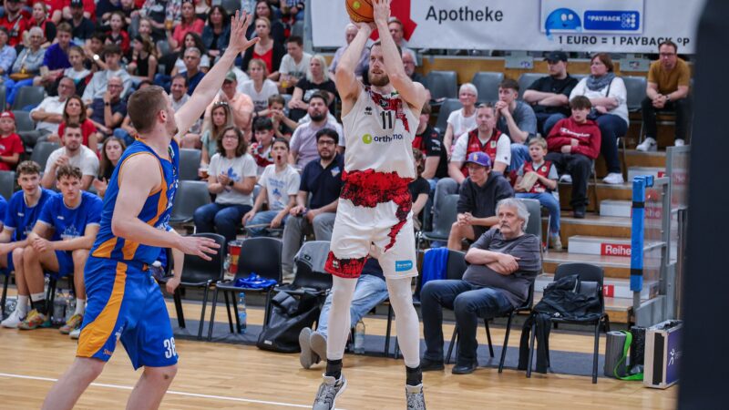 „Giganten“ verabschieden Hübner und Djordjevic