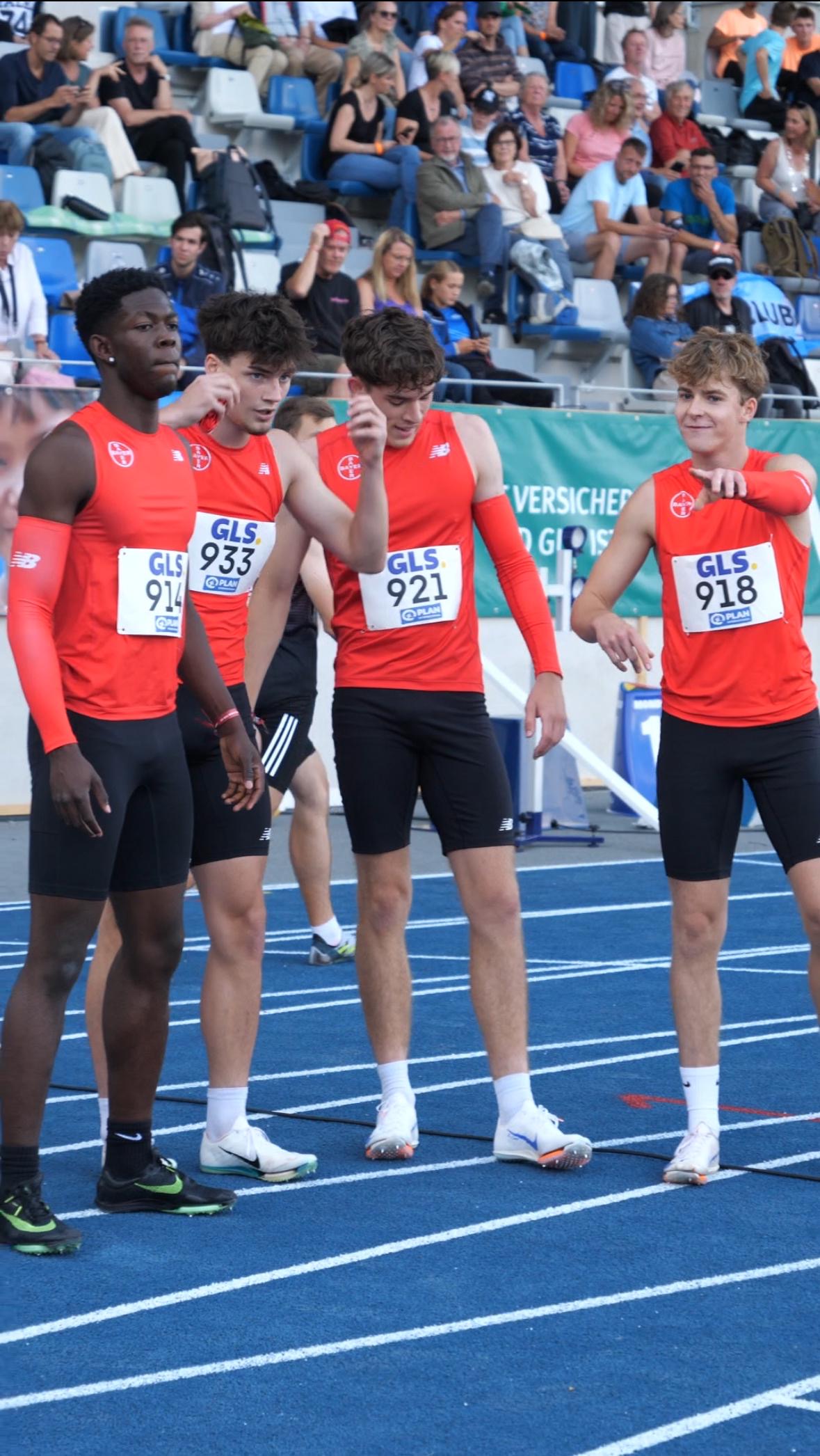 U18-Quartett gewinnt DM-Gold über 4×100 Meter