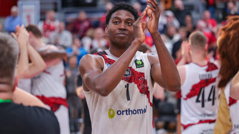 C.J. Oldham spielt auch 2025/26 für die GIANTS