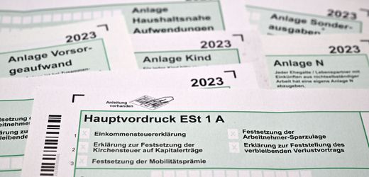 Steuern: Gewerkschaft will Steuererklärung für Arbeitnehmer streichen