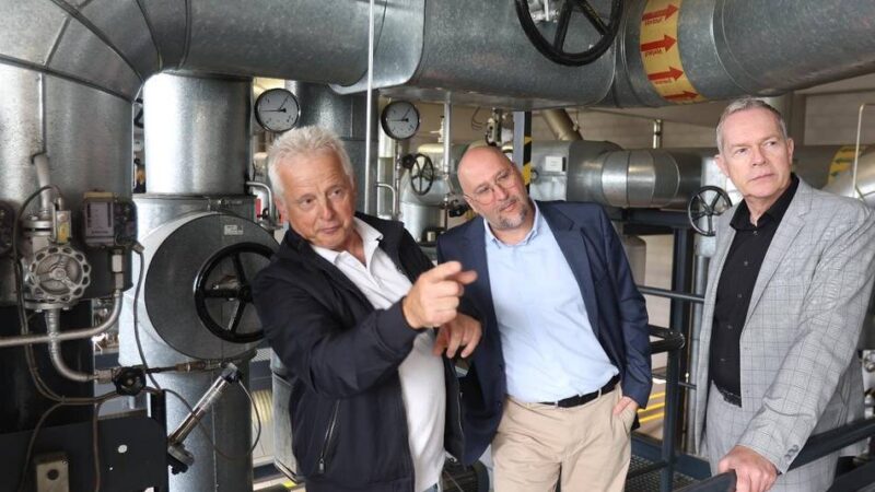 Beitrag zum Klimaschutz in Alkenrath: EVL schließt 600 Wohnungen an Fernwärmenetz an