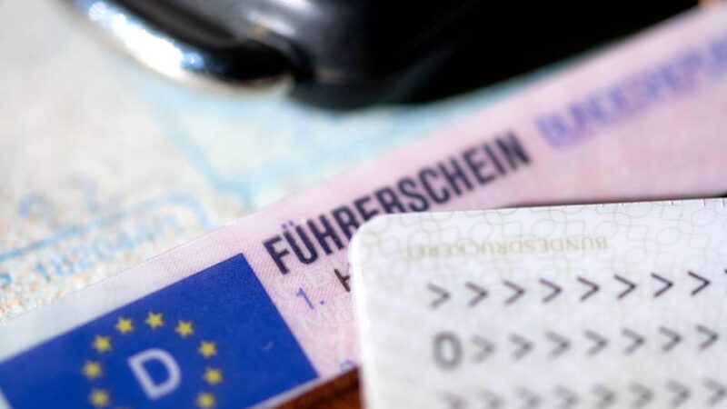 Vorfälle auch in Leverkusen: Trio manipuliert gegen Bezahlung Führerscheinprüfungen