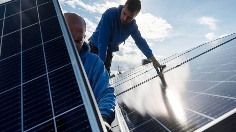 Probleme nicht nur in Langenfeld: Betrugsverdacht gegen Solarbaufirma – Verbraucherzentrale schaltet sich ein