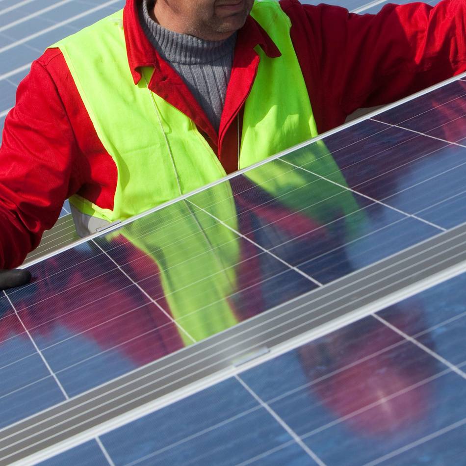 Leverkusener wartet auf Leistungen: Betrugsverdacht gegen Solarbaufirma