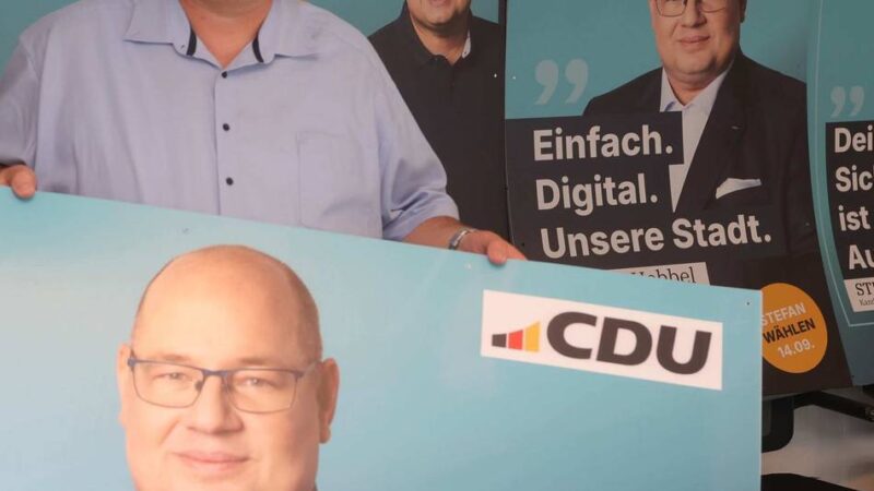 Kommunalwahlkampf 2025 in Leverkusen: Stefan Hebbel klopft an 1000 Türen