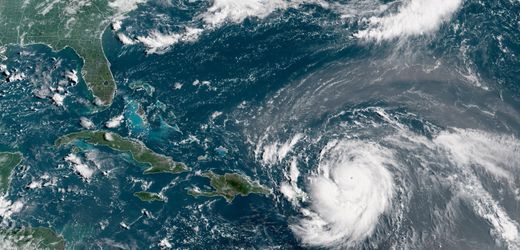 Hurrikan »Erin« erreicht höchste Stufe: Warum der Sturm auch für Waldbrände sorgen könnte