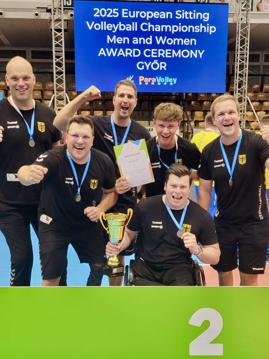 Bayer-Sitzvolleyballer gewinnen EM-Silber