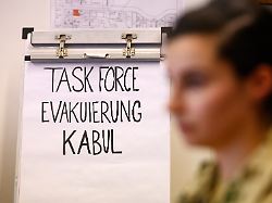 „Ich mache es ordentlich“: Dobrindt verteidigt langsame Aufnahme von Afghanen