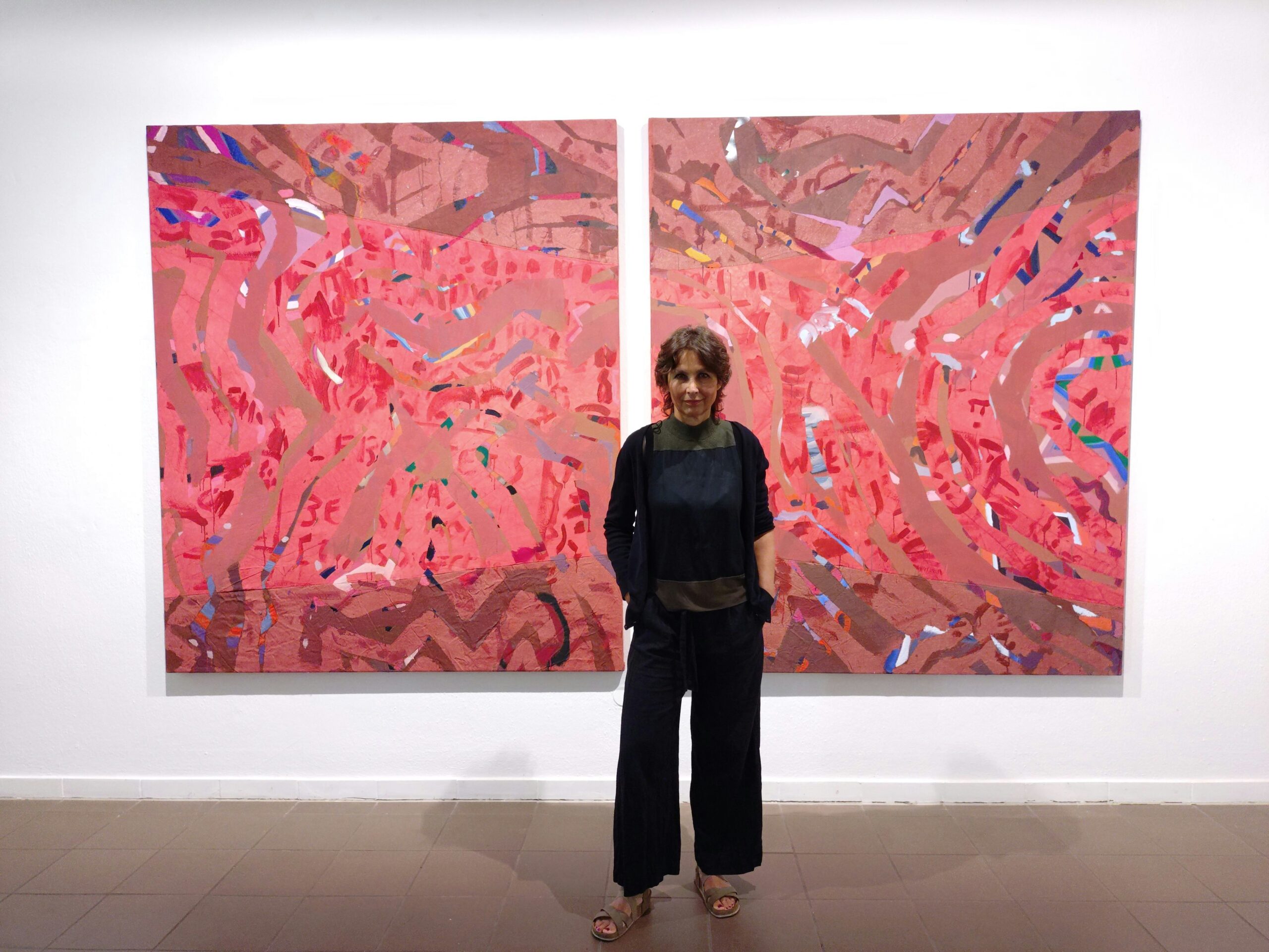 Ausstellung: Abstrakte Kunst mit politischem Hintergrund an Leverkusens Schloss