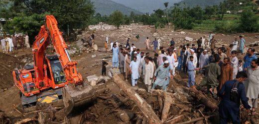 Pakistan und Indien: Hunderte Menschen sterben nach Starkregen im Monsun